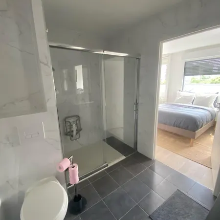 Les Portes De Paris Apartahotel 3*