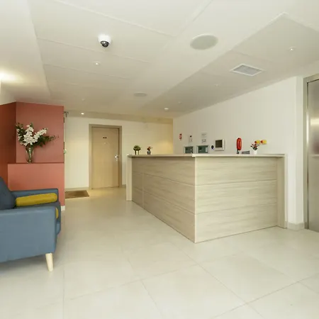 Les Portes De Paris Aparthotel 3*