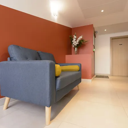 Les Portes De Paris Apartahotel 3*